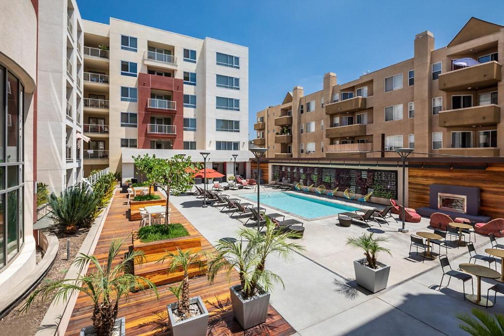 One Bedroom Gem In Weho Los Angeles Exterior foto